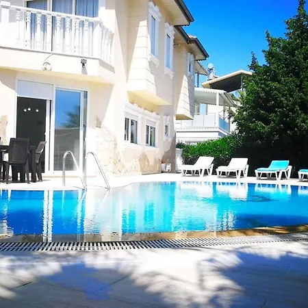 Hotel Pleasant With Private Pool In Antalya 3*